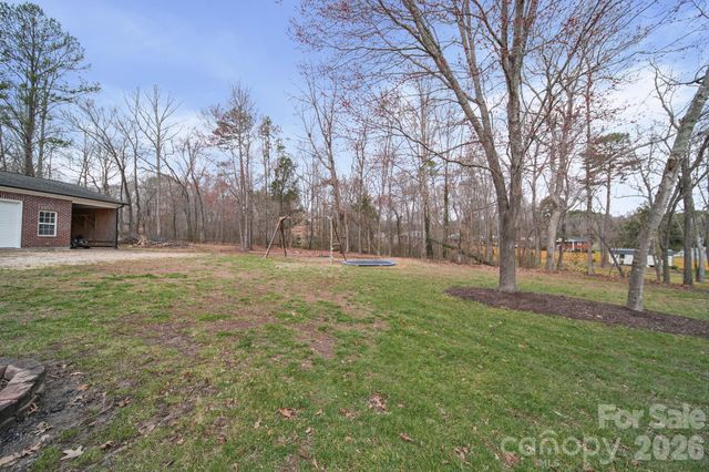 433 Laurel Crest Drive, Kannapolis, NC 28081