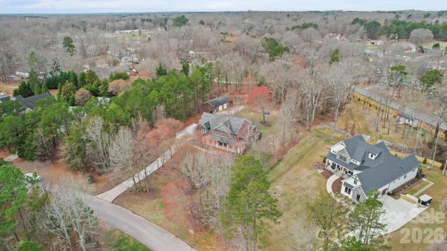 433 Laurel Crest Drive, Kannapolis, NC 28081