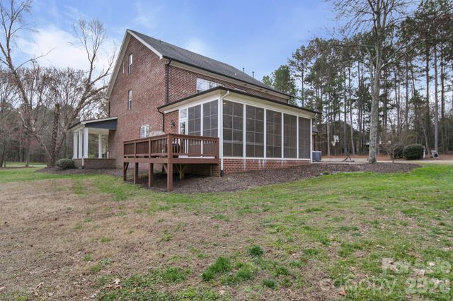 433 Laurel Crest Drive, Kannapolis, NC 28081