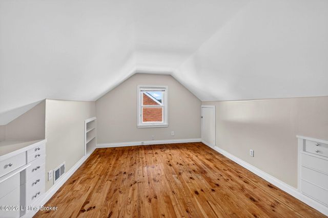 3012 Louisa Ave, Louisville, KY 40217