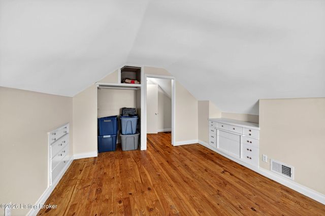 3012 Louisa Ave, Louisville, KY 40217