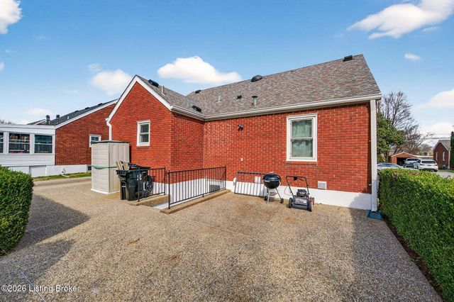 3012 Louisa Ave, Louisville, KY 40217