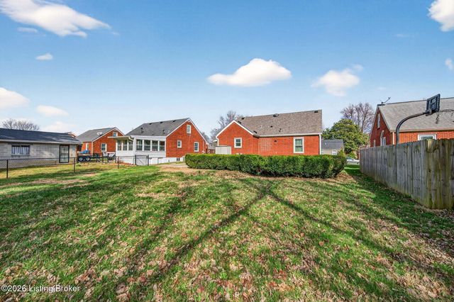 3012 Louisa Ave, Louisville, KY 40217