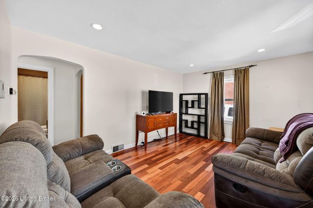 3012 Louisa Ave, Louisville, KY 40217