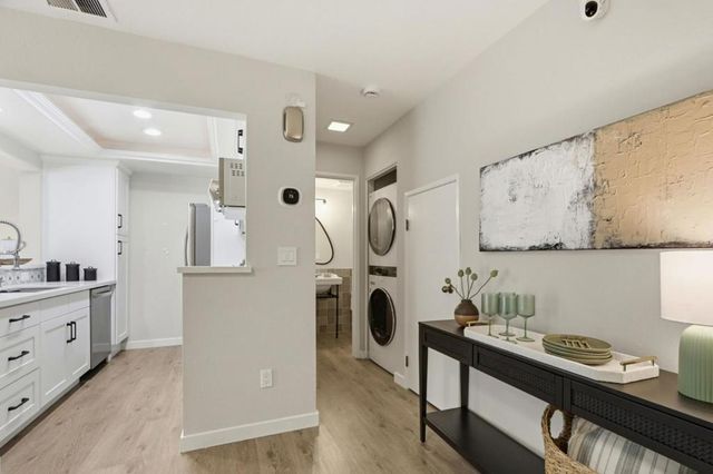 2071 Foxhall Loop, San Jose, CA 95125