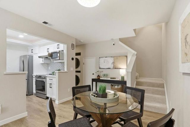 2071 Foxhall Loop, San Jose, CA 95125