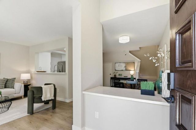 2071 Foxhall Loop, San Jose, CA 95125