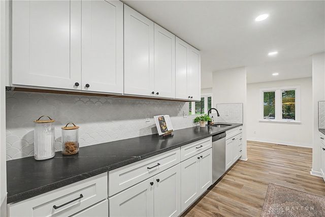 5705 Allen Park Drive, Tipp City, OH 45371