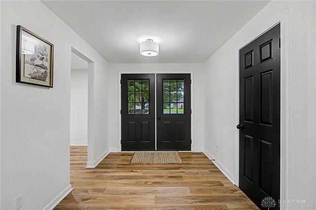 5705 Allen Park Drive, Tipp City, OH 45371