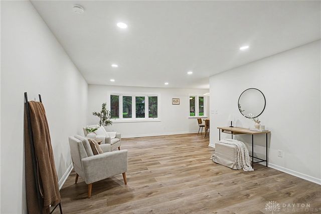 5705 Allen Park Drive, Tipp City, OH 45371