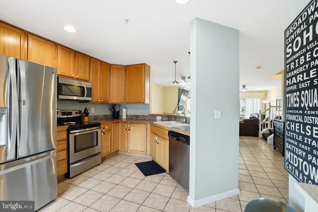 8048 WINDWARD KEY DR, Chesapeake Beach, MD 20732