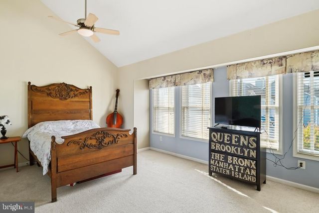 8048 WINDWARD KEY DR, Chesapeake Beach, MD 20732