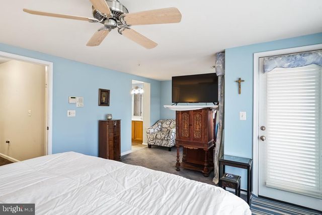 8048 WINDWARD KEY DR, Chesapeake Beach, MD 20732