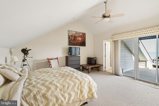 8048 WINDWARD KEY DR, Chesapeake Beach, MD 20732