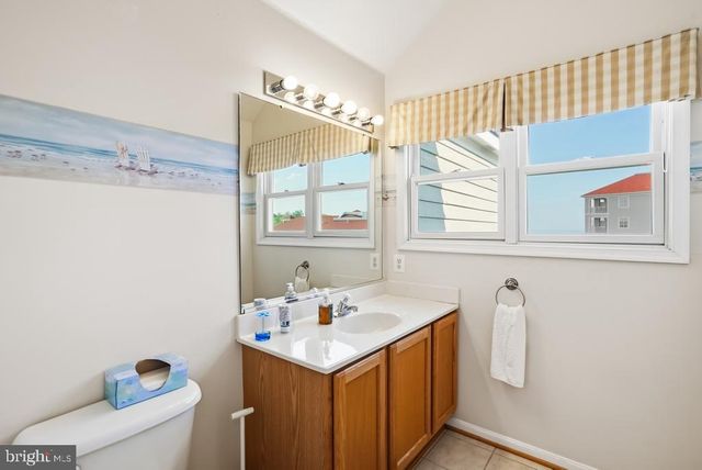 8048 WINDWARD KEY DR, Chesapeake Beach, MD 20732