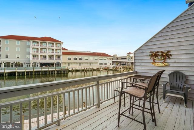 8048 WINDWARD KEY DR, Chesapeake Beach, MD 20732