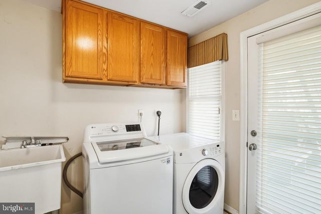 8048 WINDWARD KEY DR, Chesapeake Beach, MD 20732