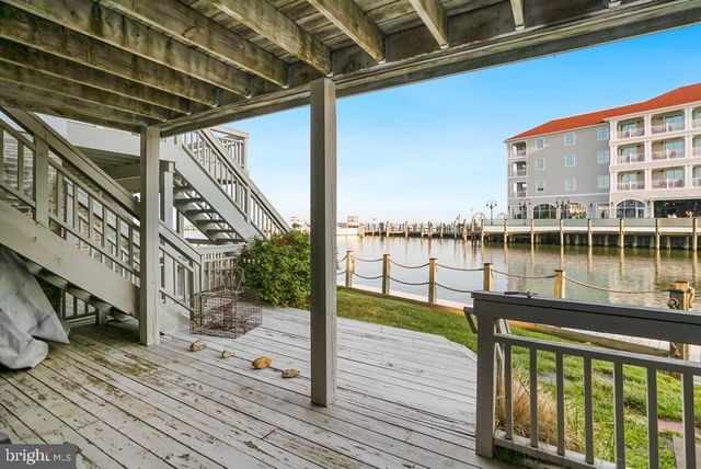 8048 WINDWARD KEY DR, Chesapeake Beach, MD 20732
