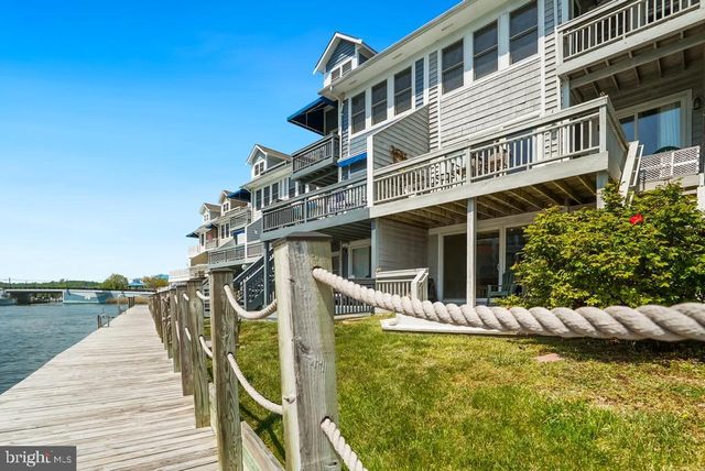 8048 WINDWARD KEY DR, Chesapeake Beach, MD 20732