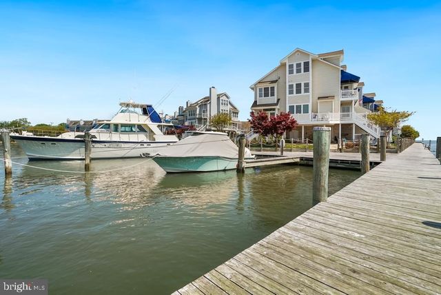 8048 WINDWARD KEY DR, Chesapeake Beach, MD 20732