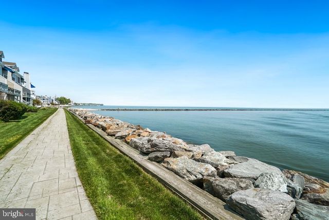 8048 WINDWARD KEY DR, Chesapeake Beach, MD 20732