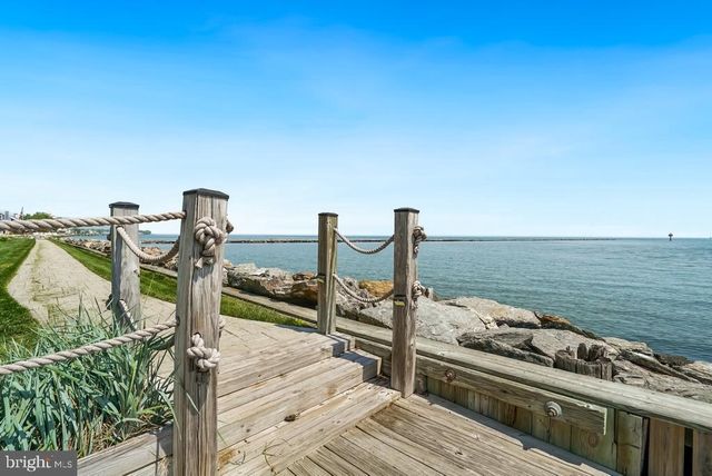 8048 WINDWARD KEY DR, Chesapeake Beach, MD 20732