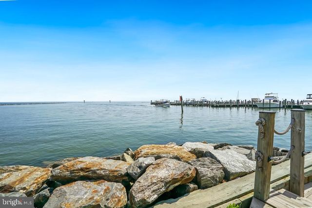 8048 WINDWARD KEY DR, Chesapeake Beach, MD 20732