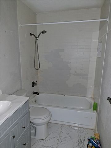 8105 Trail Lake Drive, Rowlett, TX 75088