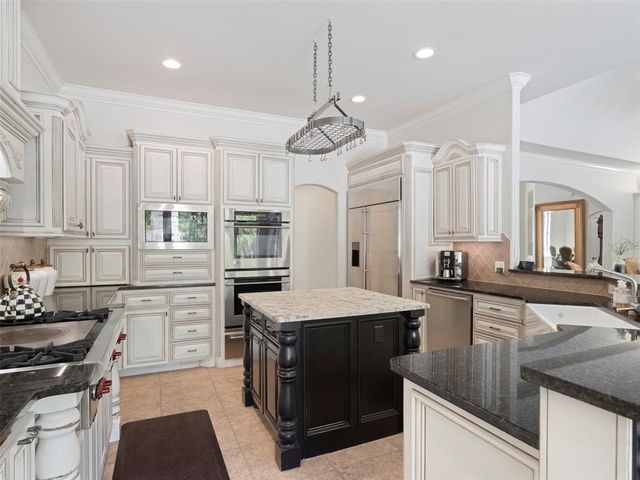 1509 Hidden Lake Drive, Edmond, OK 73034
