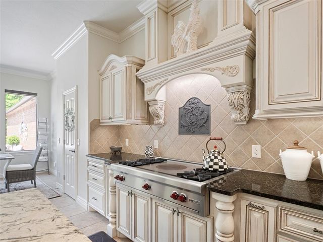 1509 Hidden Lake Drive, Edmond, OK 73034
