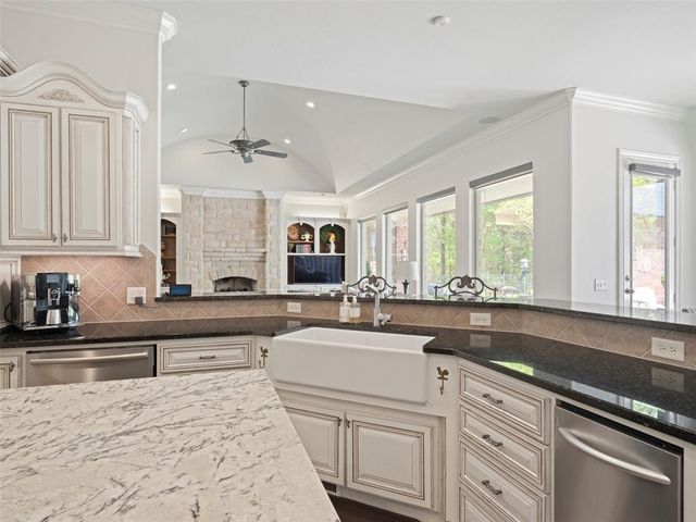 1509 Hidden Lake Drive, Edmond, OK 73034