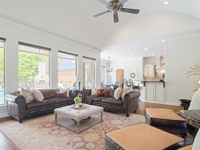 1509 Hidden Lake Drive, Edmond, OK 73034