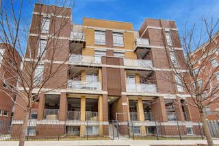 2817 N Oakley Avenue 2N, Chicago, IL 60618
