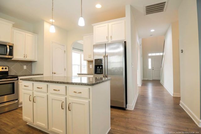 3021 S Kilchattan Drive, Fayetteville, NC 28306
