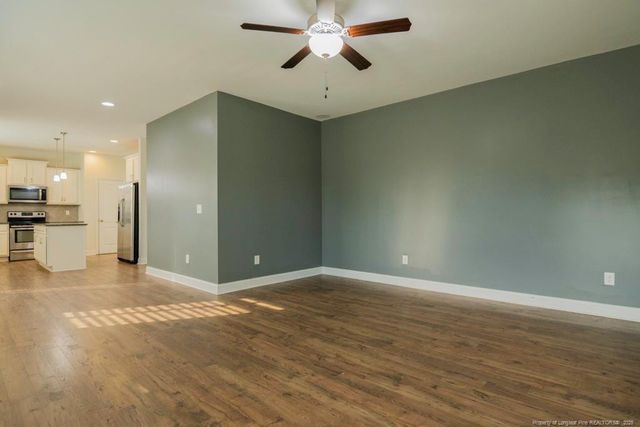 3021 S Kilchattan Drive, Fayetteville, NC 28306