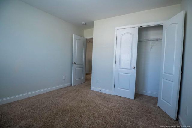 3021 S Kilchattan Drive, Fayetteville, NC 28306