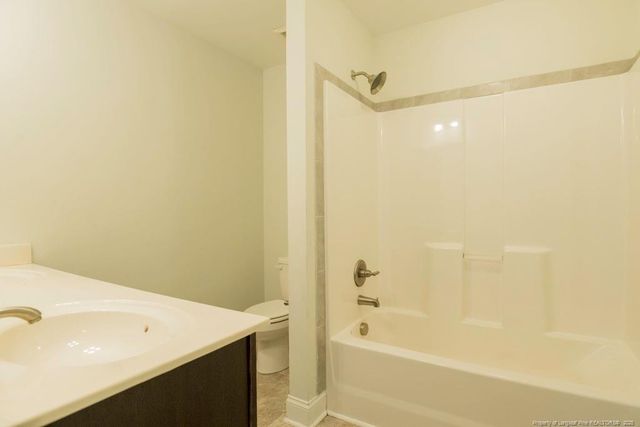 3021 S Kilchattan Drive, Fayetteville, NC 28306