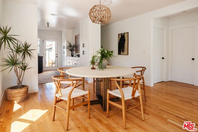 3617 Cimarron Street, Los Angeles, CA 90018