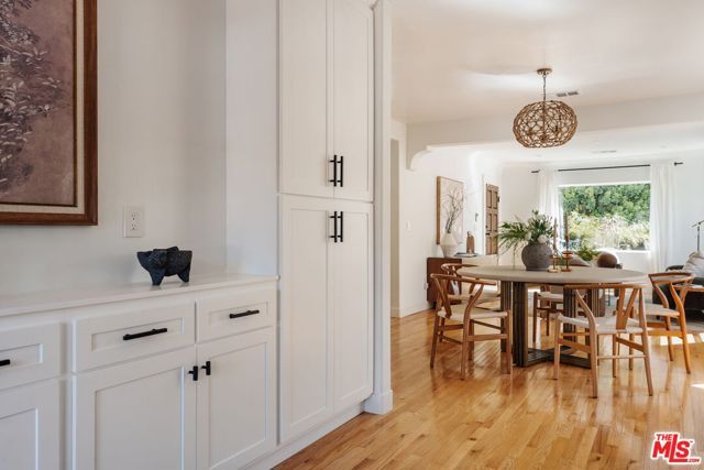 3617 Cimarron Street, Los Angeles, CA 90018