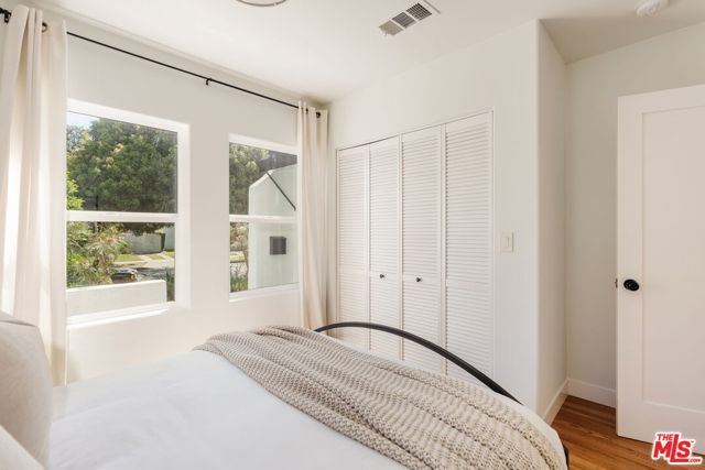 3617 Cimarron Street, Los Angeles, CA 90018