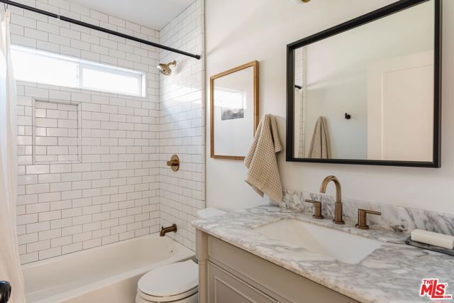 3617 Cimarron Street, Los Angeles, CA 90018