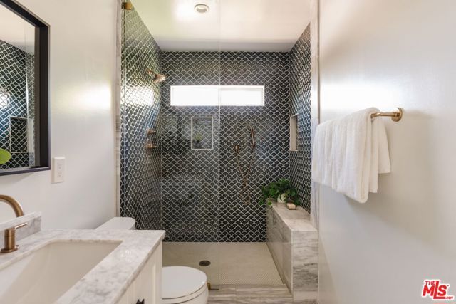 3617 Cimarron Street, Los Angeles, CA 90018