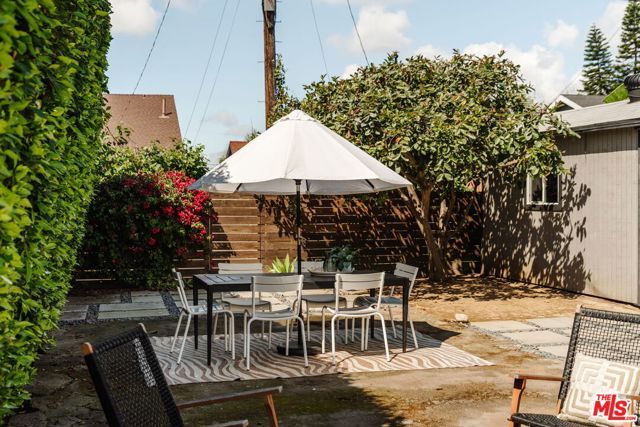 3617 Cimarron Street, Los Angeles, CA 90018