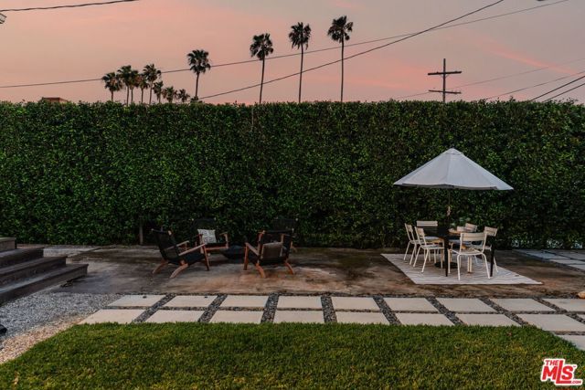 3617 Cimarron Street, Los Angeles, CA 90018