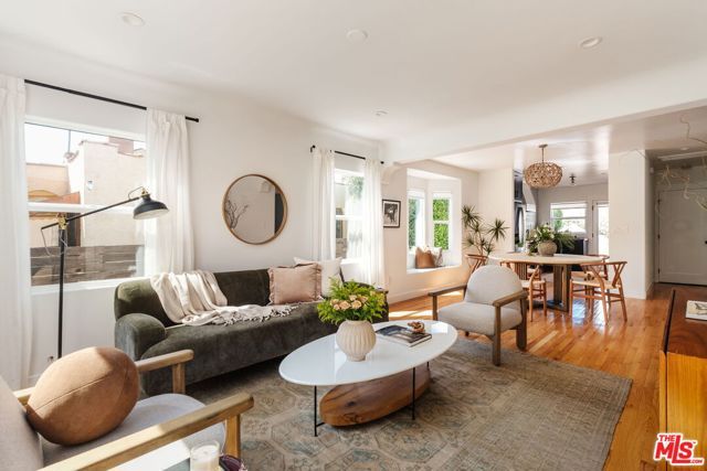 3617 Cimarron Street, Los Angeles, CA 90018