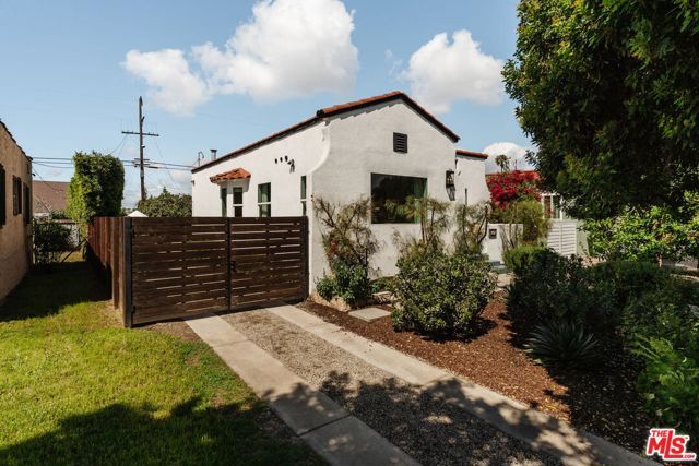 3617 Cimarron Street, Los Angeles, CA 90018