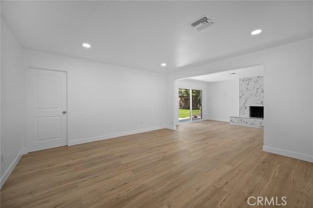 7848 Chastain Avenue, Reseda (los Angeles), CA 91335
