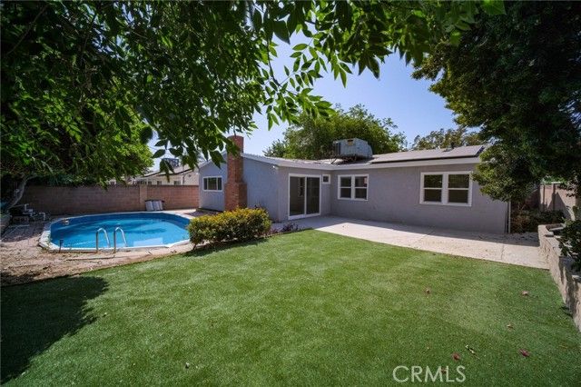 7848 Chastain Avenue, Reseda (los Angeles), CA 91335