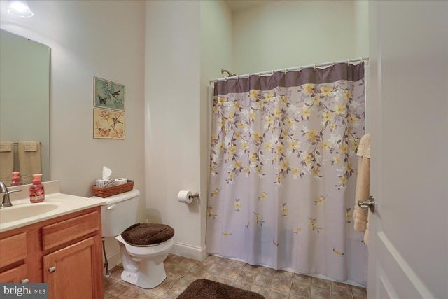 409 CARMELLA DR, Mechanicsburg, PA 17050