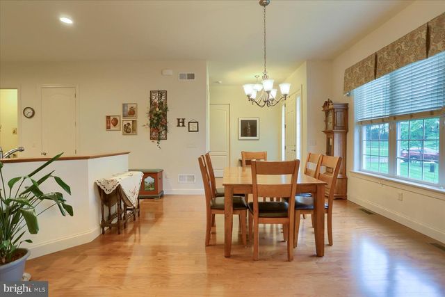 409 CARMELLA DR, Mechanicsburg, PA 17050